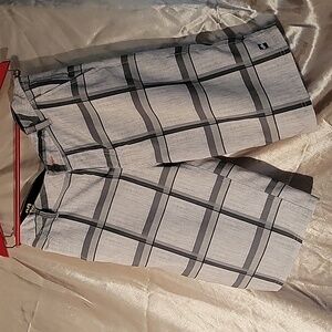 Tommy Hawk Mens Black & Gray Plaid Hybrid Shorts, Size: 32